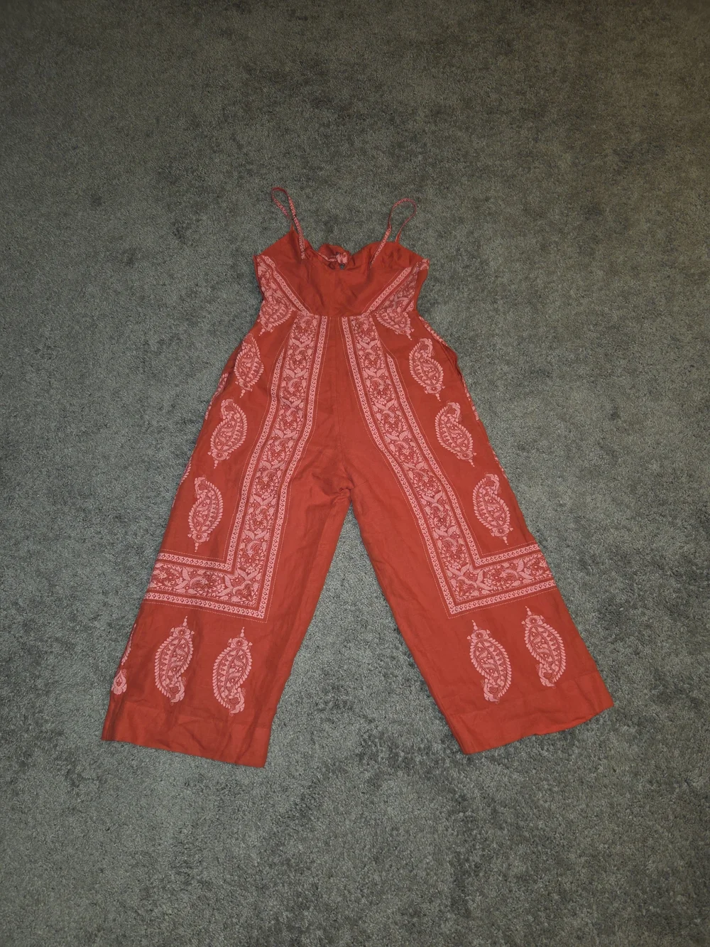 Free People Feel The Sun Red Paisley Jumpsuit Linen Blend / Size 10